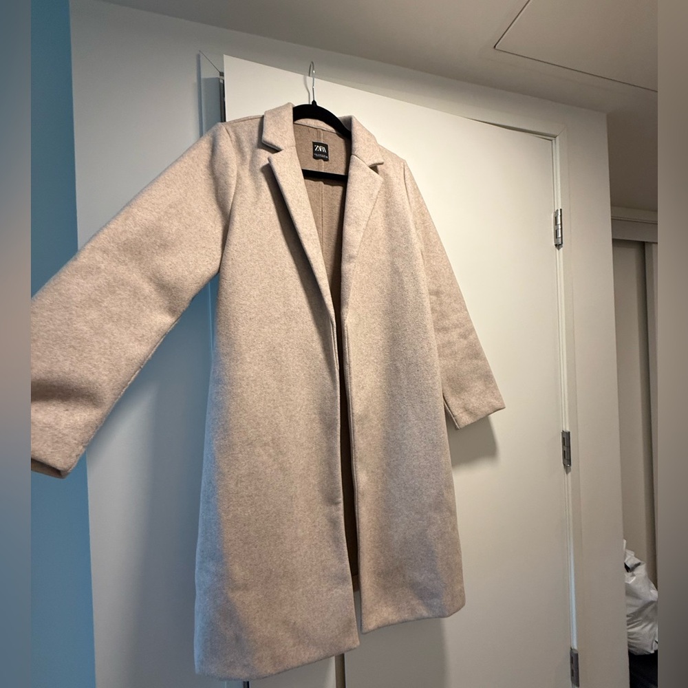 Zara Women's Beige Trench Coat